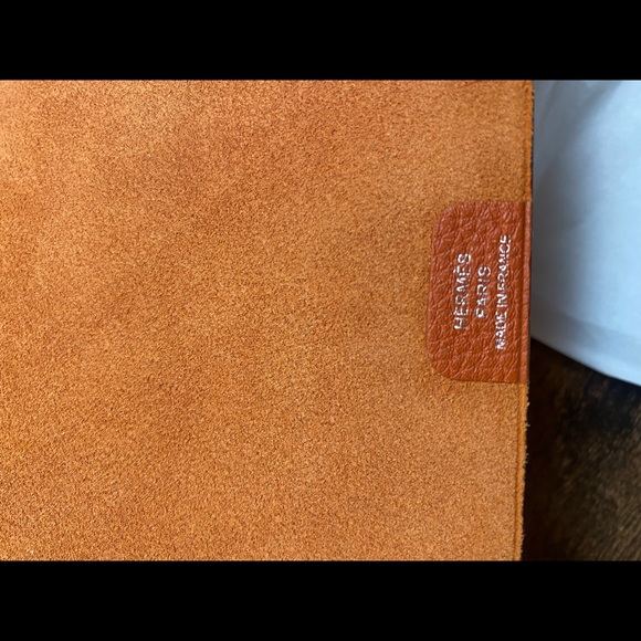 Authentic Brand New Hermes Note Book MM Size - Picture 3 of 7